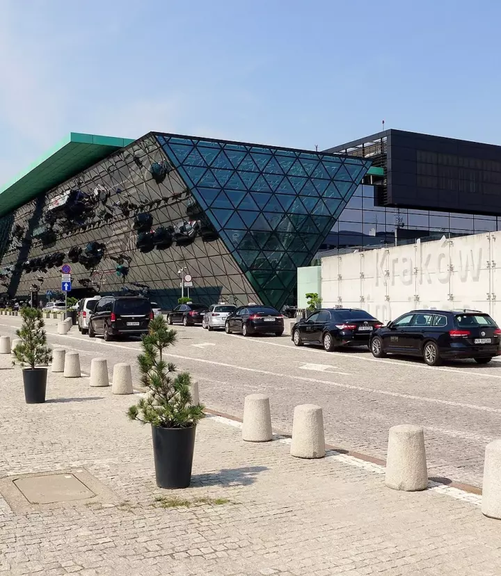 The terminal and pickup area at Krakow Airport